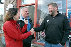 PHOTO: Cantwell visits Democrats in Port Angeles
