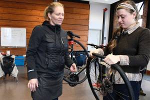 Cyclists taught about their rides in new class in Port Townsend