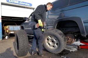 Snow, wind forecast for storm today and Saturday