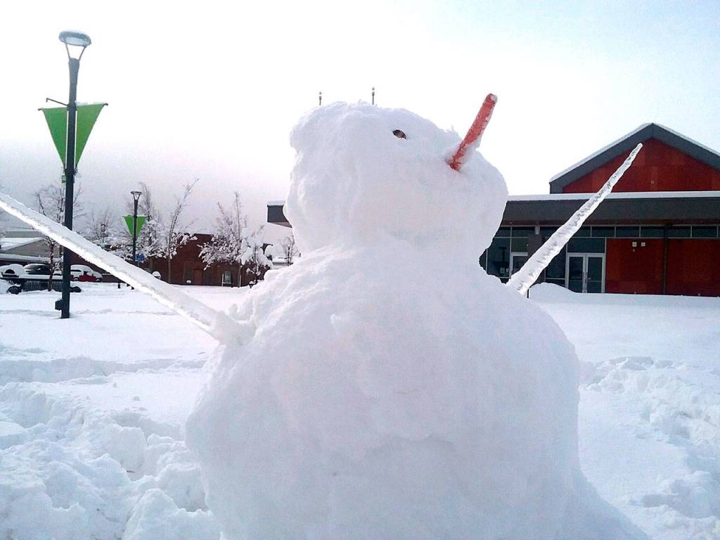 A snowman is seen in Sequim. (Michael Dashiell/Olympic Peninsula News Group)