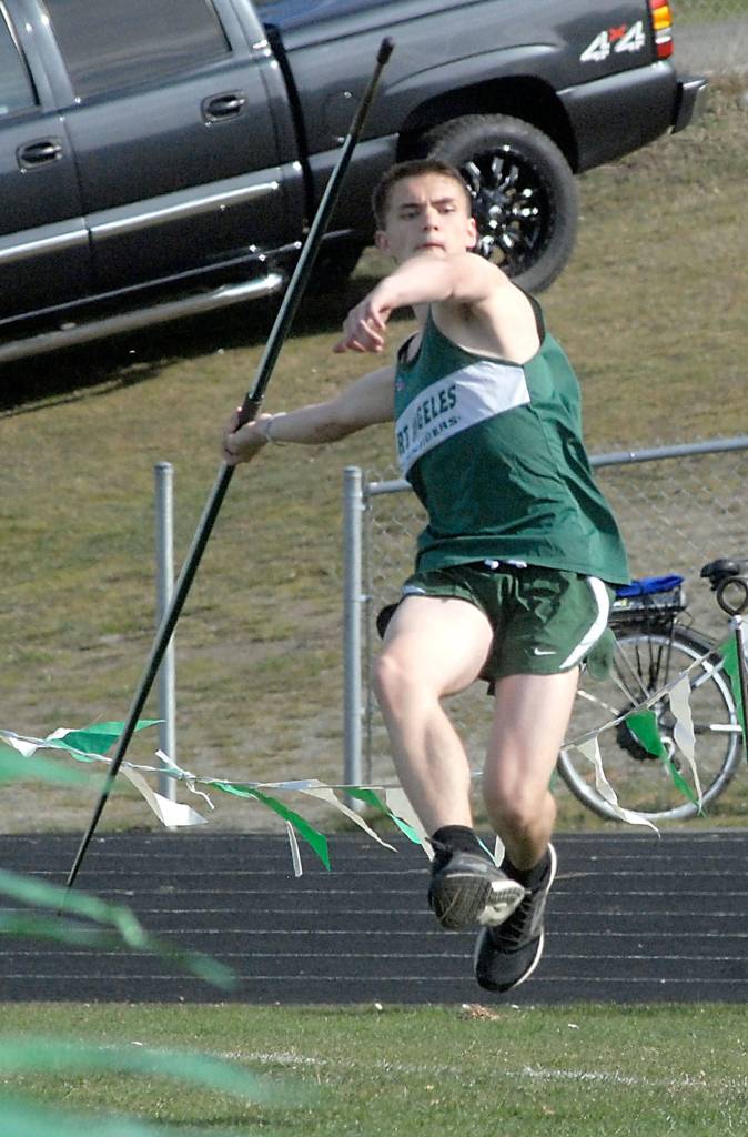 TRACK & FIELD: Port Angeles girls, Sequim boys win Flying A Retro meet (plus photos of Port Townsend, Chimacum and Port Angeles athletes)