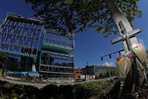 Experts: Human error may be cause of Seattle crane collapse