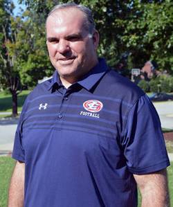 PREP FOOTBALL: Forks picks former Washington Husky Trevor Highfield as head coach