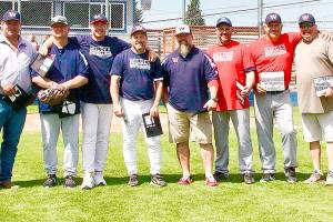 ALUMNI GAME: 1987 Aggies come back together on the diamond
