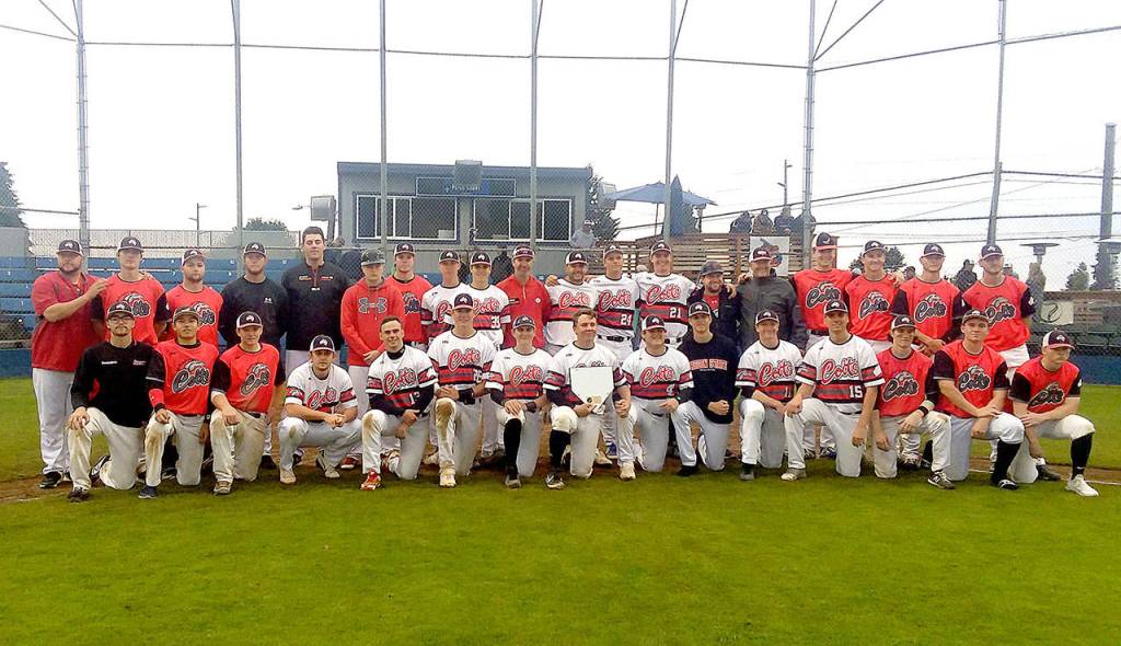 Pierre LaBossiere/Peninsula Daily News Members of the Dick Brown Firecracker Tournament champion Australian Black and runners-up the Australian Red team pose after the conclusion of the tournament Sunday night.