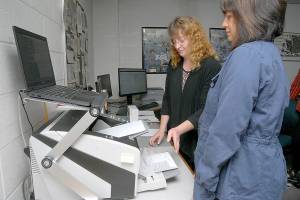 PHOTO: Ballot test gets ready for Aug. 6 primary