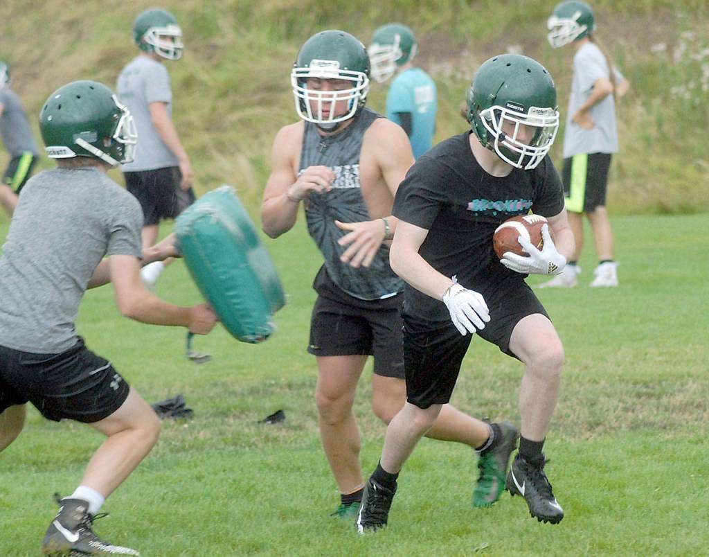 PREP FOOTBALL PREVIEW: Roughriders seek return to playoffs