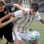 COLLEGE SOCCER: Peninsula men, women sweep upstart Everett to maintain control of the North