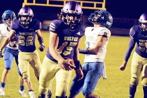 PREP FOOTBALL ROUNDUP: Sequim earns second seed; Port Angeles defense steps up big in finale; Neah Bay earns huge win over Lummi