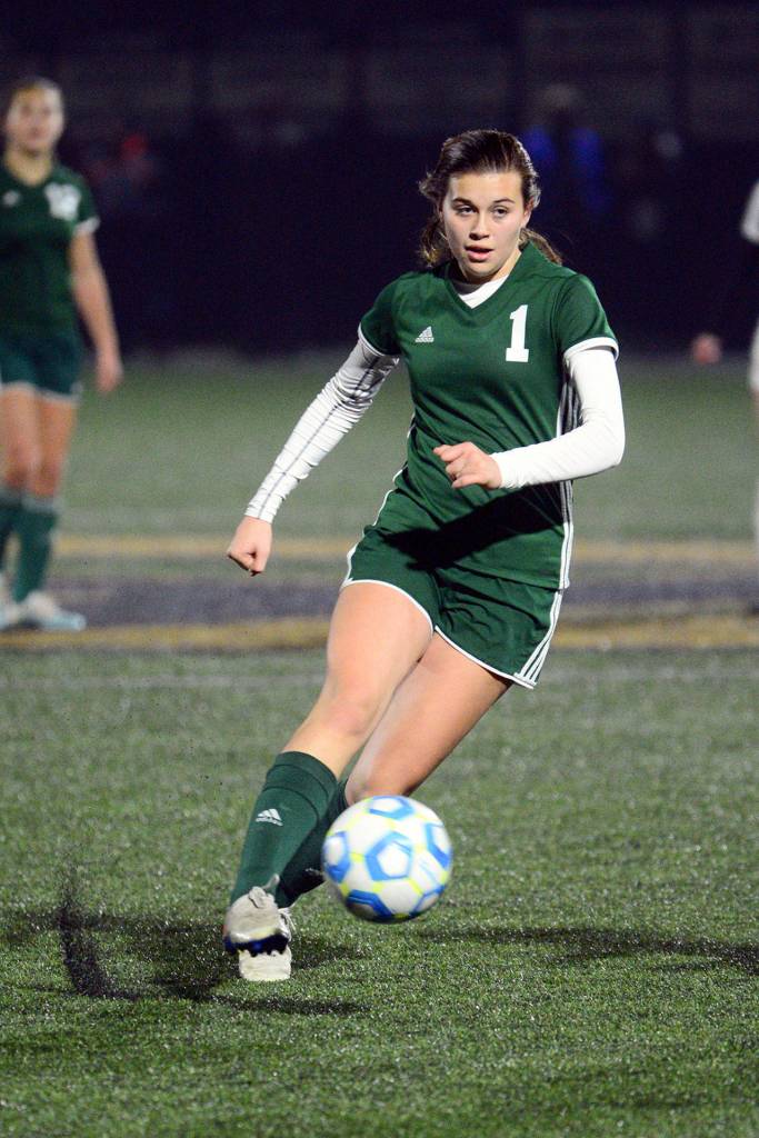 Port Angeles Bailee Larson makes her way down field during a playoff game against the Steilacoom Sentinels at Peninsula College Tuesday. (Jesse Major/Peninsula Daily News)