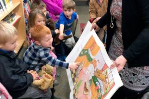 Bookmobile visits Quilcene School