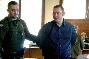 Sequim man sent back to jail for violations