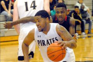 COLLEGE BASKETBALL: Peninsula men look to run