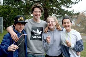 Port Townsend High School students push for ban on single-use plastics