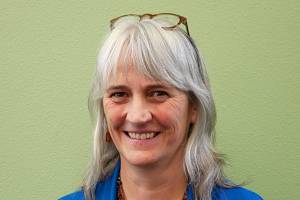 Clallam public libraries director to retire