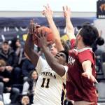 PREP BASKETBALL ROUNDUP: Forks’ Trey Baysinger scores 29 in win over Hoquiam