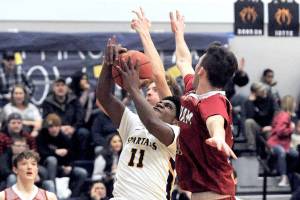 PREP BASKETBALL ROUNDUP: Forks’ Trey Baysinger scores 29 in win over Hoquiam