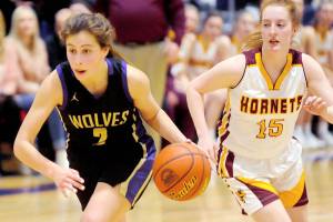 DISTRICT BASKETBALL: Sequim girls, Port Angeles boys lose heartbreakers; Forks boys stay alive