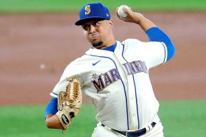 Sheffield deals in Mariners’ win