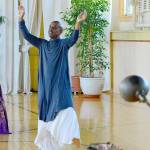 Michael Molin Skelton leads a live-streamed Soulful Sunday class at Port Townsends Madrona MindBody Institute. (Diane Urbani de la Paz/for Peninsula Daily News)
