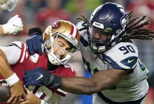 SEAHAWKS: Tennessee Titans sign Clowney