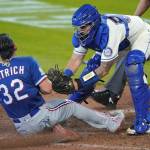 MARINERS: Seattle wins fifth straight behind Seager, Lewis home runs