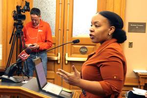 States pressured to ban race-based hairstyle prejudice