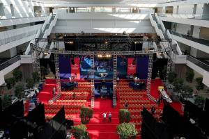 Trump, Biden push into crucial first 2020 campaign face-off