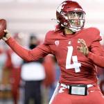 Washington State quarterback Jayden de Laura (4) throws a pass during the second half of the teams NCAA college football game against Oregon in Pullman, Wash., Saturday, Nov. 14, 2020. Oregon won 43-29. (AP Photo/Young Kwak)