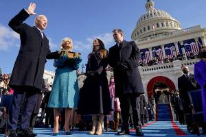 Joe Biden is sworn in as the 46th president of the United States by Chief Justice John Roberts as Jill Biden holds the Bible during the 59th Presidential Inauguration at the U.S. Capitol in Washington, Wednesday, Jan. 20, 2021, as their children Ashley and Hunter watch.(AP Photo/Andrew Harnik, Pool)