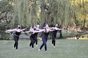 Ling Huis Dance students, from left, Jeannette Patric, Maeve Kenney, Anabel Moore, Maggie Emery and Matia Reimnitz, mark the end of the school year with a performance Friday in Port Townsends Chetzemoka Park. (Diane Urbani de la Paz/Peninsula Daily News)