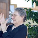 Bill Evans applauds his fellow dancers in rehearsal. (Diane Urbani de la Paz/Peninsula Daily News)