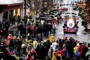 The Kiwanis Choo Choo pulled onto Taylor Street in downtown Port Townsend for the community Christmas tree lighting Saturday evening. The lighted, horn-sounding train will make another appearance in Uptown and downtown Port Townsend this coming Saturday. (Diane Urbani de la Paz/Peninsula Daily News)