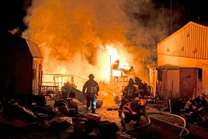 Clallam 2 Fire-Rescue
Firefighters knocked back a fully-invovled RV fire.