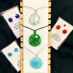 Shattered Glass is Sheryl Goldsberrys tribute to women who have shattered the glass ceiling.