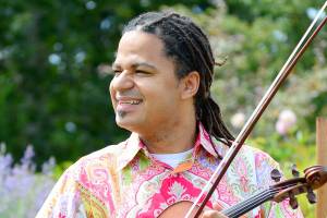 Violist Tyrone Beatty will appear this Friday, Saturday and Sunday with the Peninsula Singers. (Diane Urbani de la Paz/Peninsula Daily News)