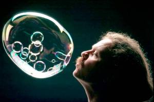 Tom Noddy will present Bubble Magic during the highlight of the Chautauqua Weekend, which will begin on Friday.