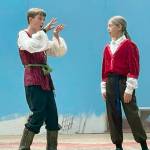 Henry Wendel as the sheriff tells his assistant, played by Mchenry Miller, his plan to capture Robin.