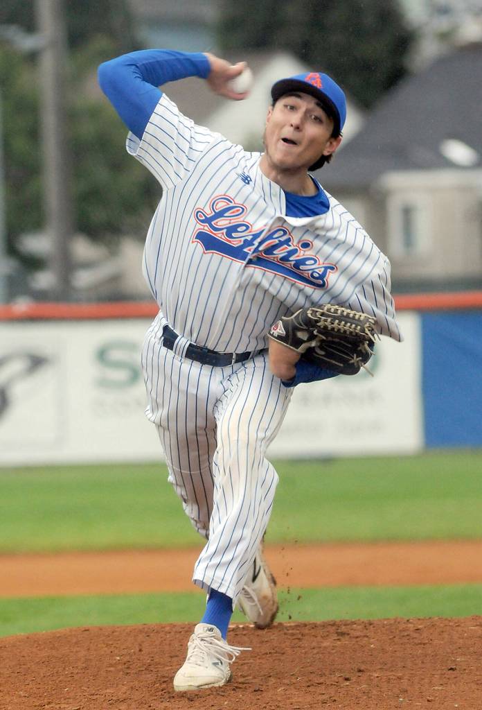 KEITH THORPE/PENINSULA DAILY NEWS Lefties pitcher Drew Standen throws in the first inning against Springfield on Friday at Port Angeles Civic Field.