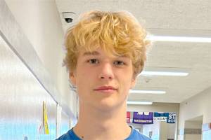 Mirek Skov, Sequim pole vaulter.