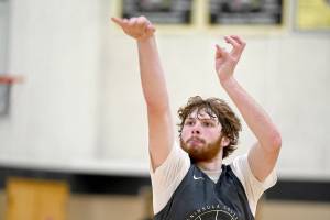 Former Port Angeles standout Wyatt Dunning is back to play his sophomore season with the Peninsula College mens basketball team.