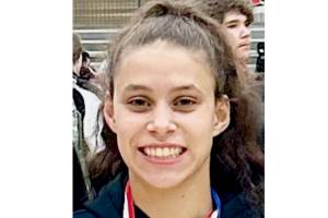 Mi Amada Lanphear-Ramirez, East Jefferson wrestling