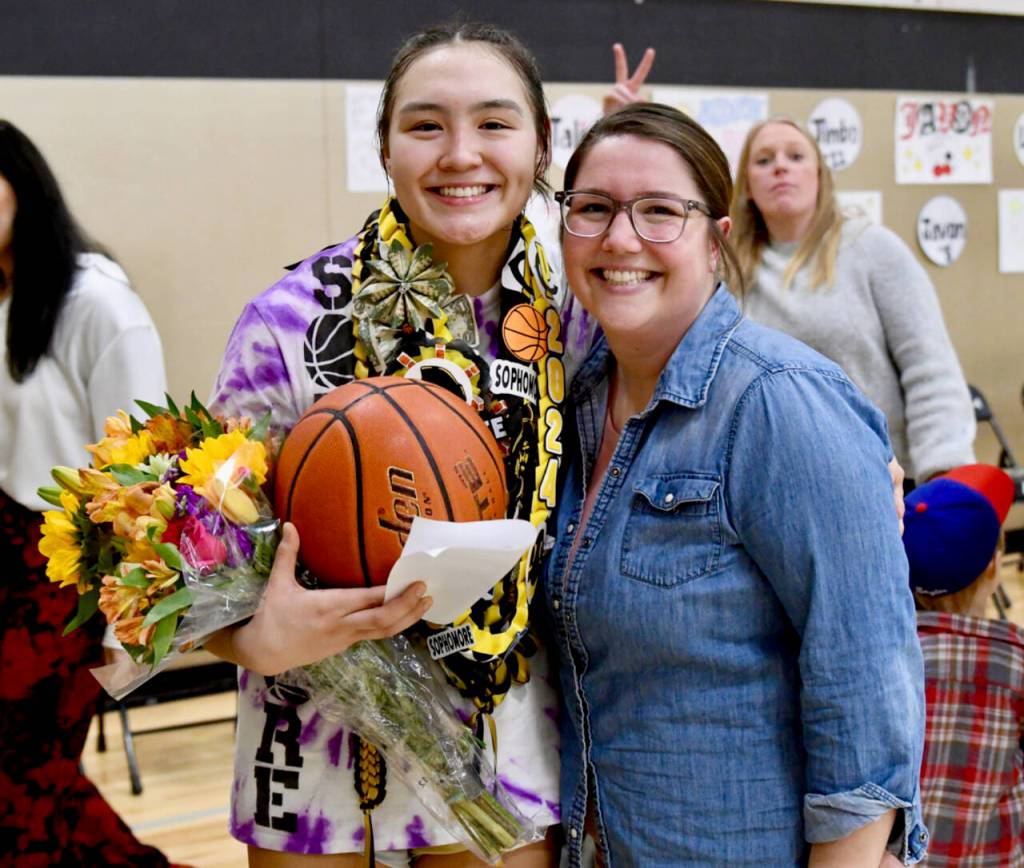 Peninsula Colleges Jenilee Donovan set a school record with eight 3-pointers Saturday, breaking the previous record held by Laura Thompson Knowles (pictured) and Denise Kerns. In the background is Peninsula coach Alison Crumb. (Jay Cline/Peninsula College)