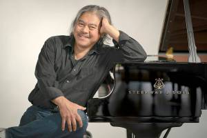 Lino Rivera will perform at the Candlelight Concert series on Thursday in Port Townsend.