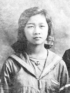 Eunice Lum, Sue and Marys eldest daughter. The image is from a 1922 girls sunday school class at the First Baptist Church. Eunice would be about 11 years old.