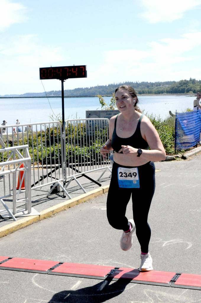 10K womens winner, Cecelia Maginot, 26, of Chicago.