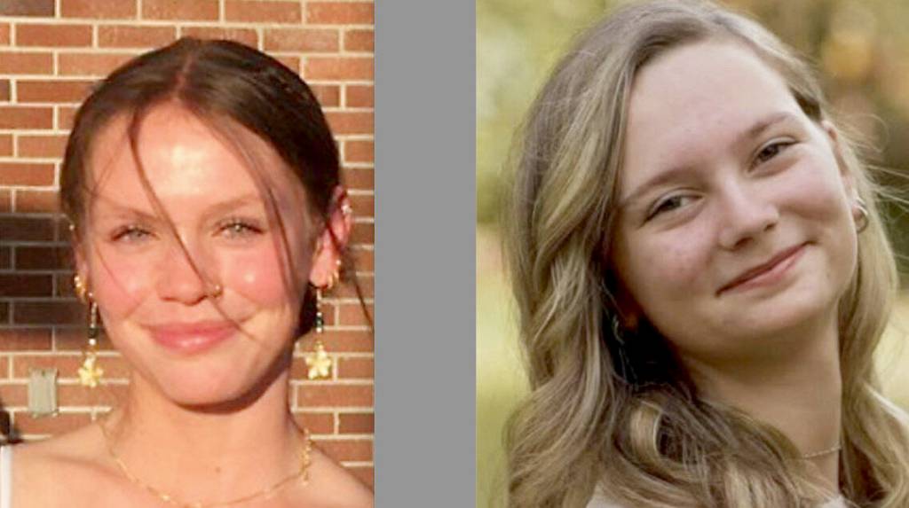 Ivy Barrett, left, and Elizabeth Beebe.