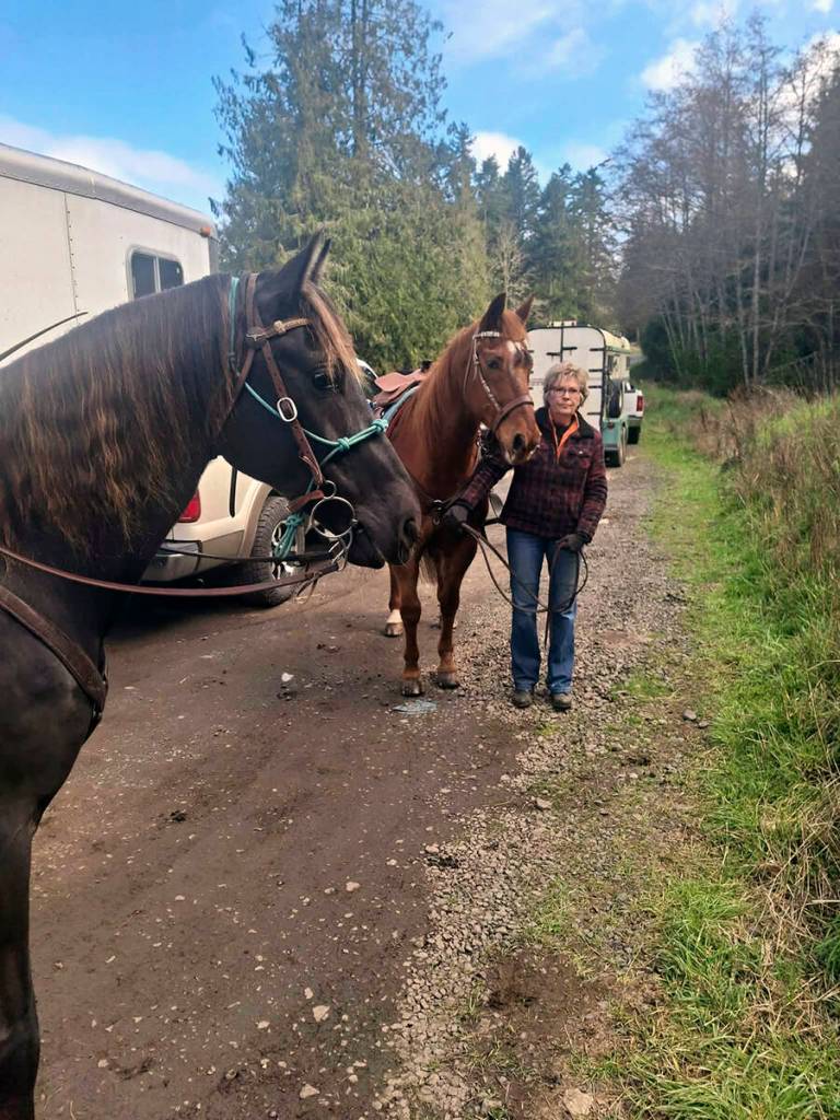 Penny Simmons has her horse saddled up and is ready to ride. (Judy Dupree)