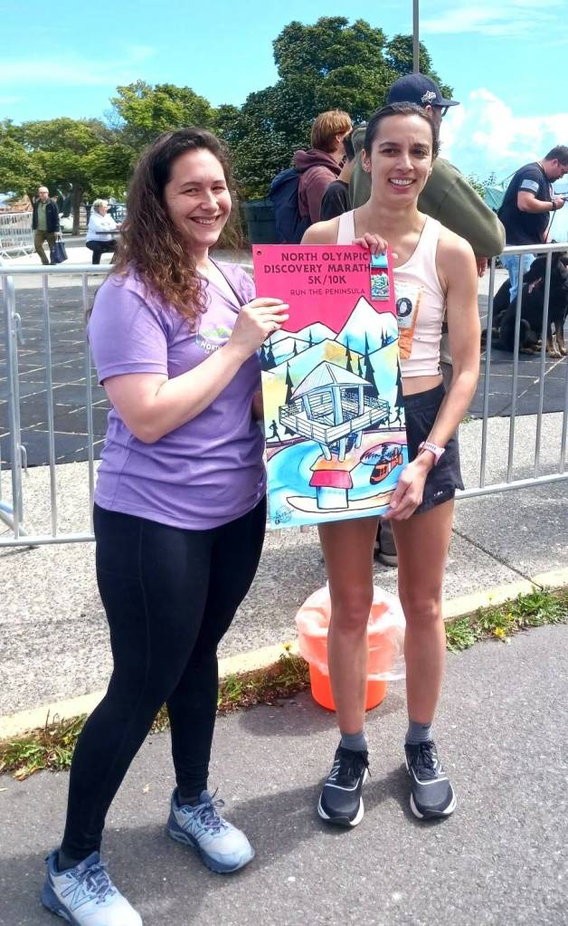 Jennifer Cerelli of Bellevue won the womens 5K and came in second overall. (Pierre LaBossiere/Peninsula Daily News)